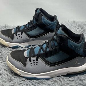 Nike Jordan Flight 23 RST Sneakers in Stealth, White, & Black Size 10.5
